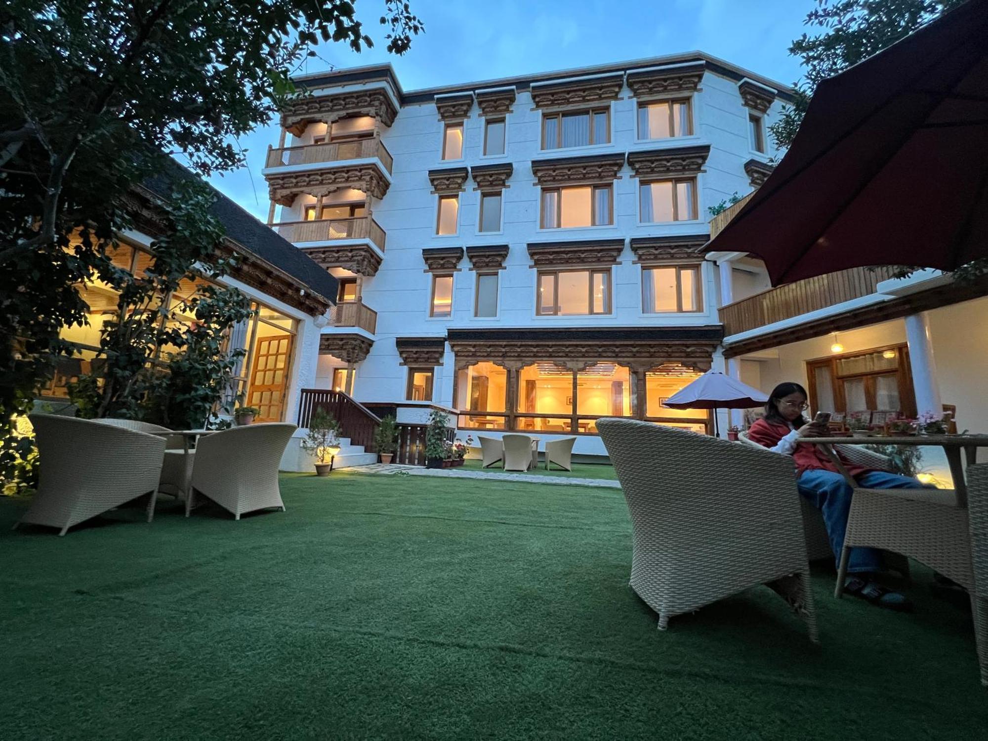 The Pangong Hotel เลห์ ภายนอก รูปภาพ
